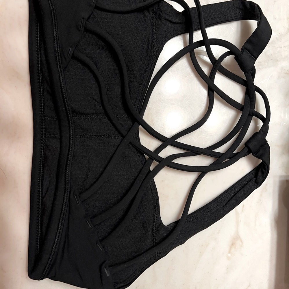 Sports bra